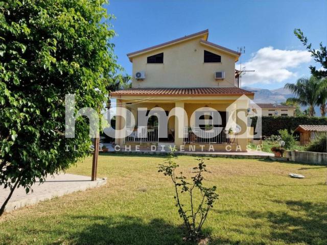 Villa Indipendente in vendita a Piraineto, Carini
