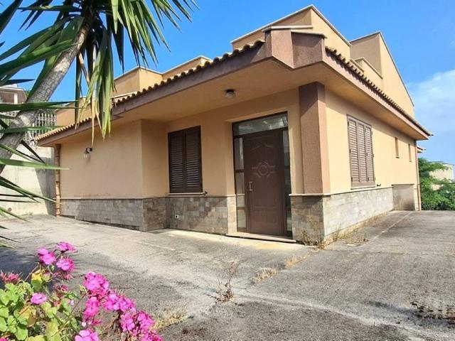 Villa Indipendente in vendita a Carini, Sicilia