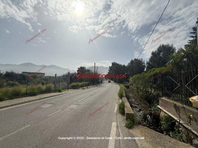 Villa Indipendente in vendita a Carini, Sicilia