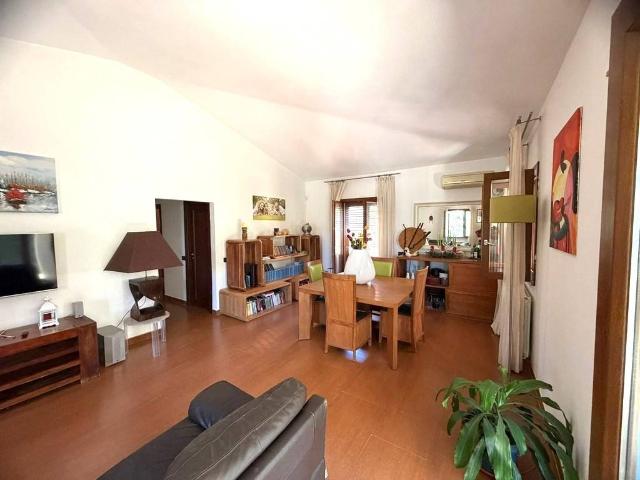 Villa Indipendente in vendita a Piraineto, Carini
