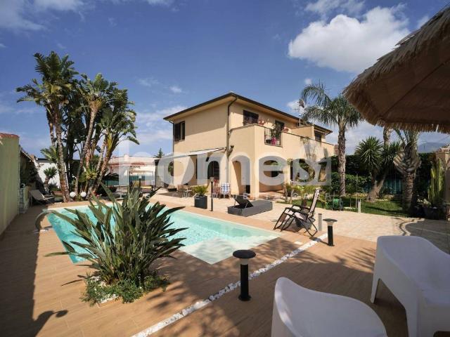 Villa Indipendente in vendita a Piraineto, Carini