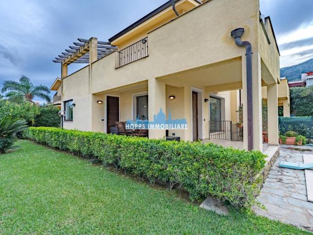Villa Indipendente in vendita a Piraineto, Carini