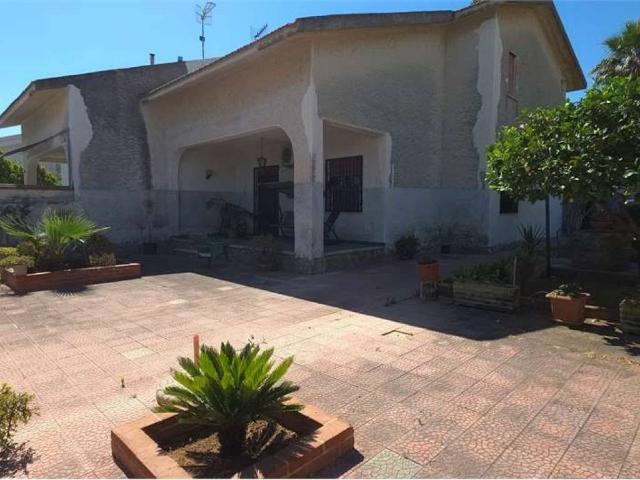 Villa Indipendente in vendita a Carini, Sicilia