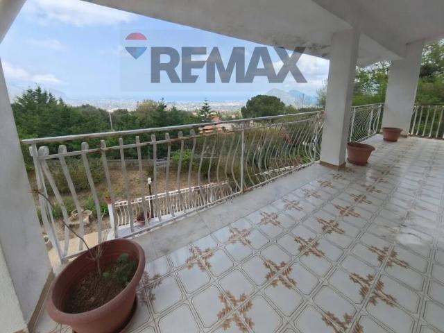 Villa Indipendente in vendita a Carini, Sicilia