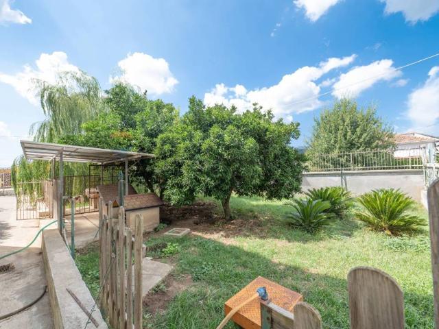 Villa Indipendente in vendita a Carinola, Campania