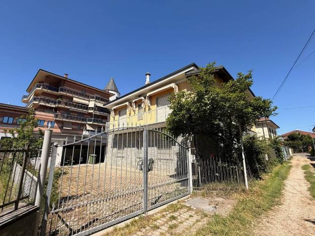 Villa Indipendente in vendita a Piemonte, Torino