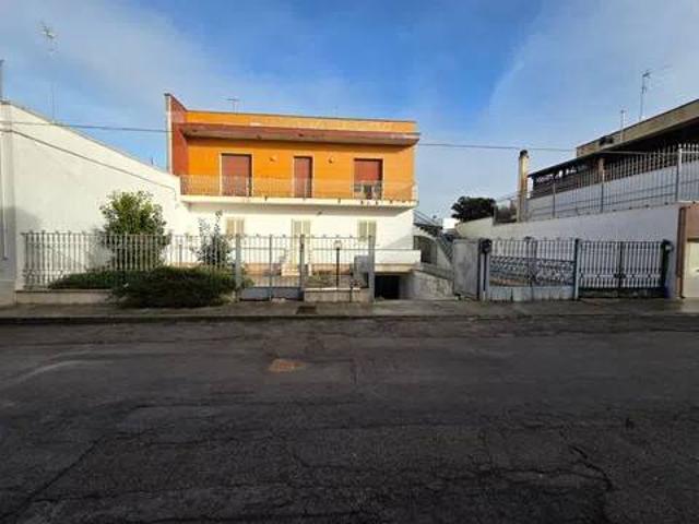 Villa Indipendente in vendita a Magliano, Carmiano