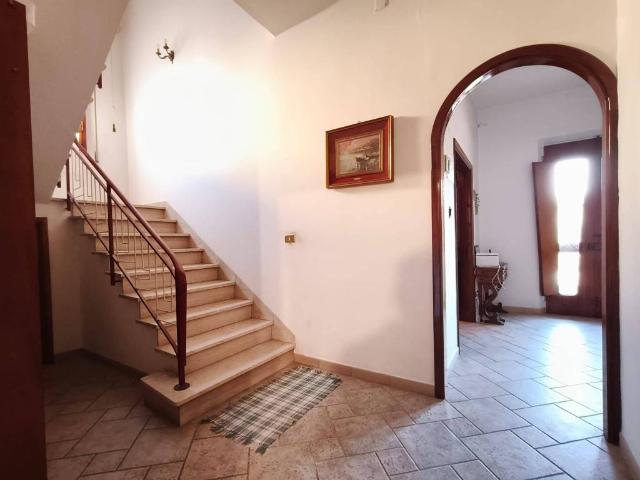 Villa Indipendente in vendita a Carmignano, Toscana