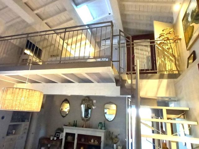 Villa Indipendente in vendita a Carmignano, Seano
