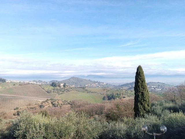 Villa Indipendente in vendita a La Serra, Carmignano