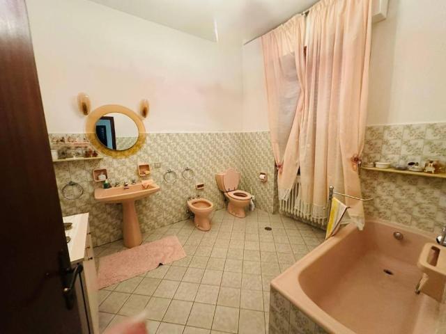 Villa Indipendente in vendita a Carmignano, Toscana
