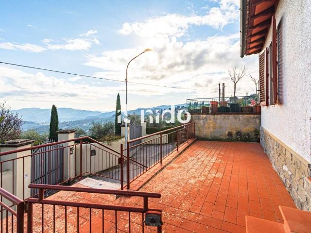 Villa Indipendente in vendita a Carmignano, Toscana