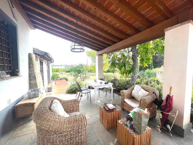 Villa Indipendente in vendita a Carmignano, Toscana