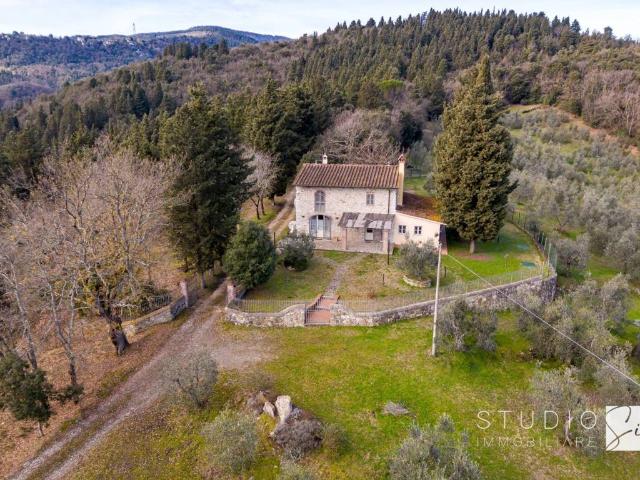 Villa Indipendente in vendita a Carmignano, Toscana