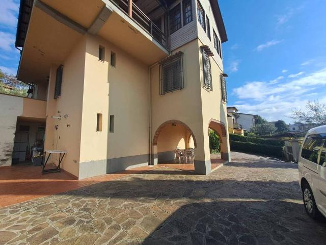 Villa Indipendente in vendita a Carmignano, Toscana