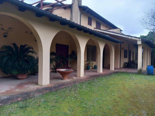 Villa Indipendente in vendita a Carmignano, Toscana