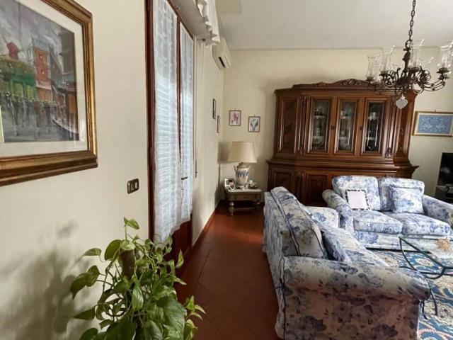 Villa Indipendente in vendita a Carmignano, Seano