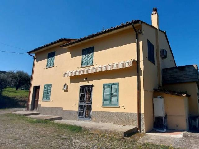 Villa Indipendente in vendita a Carmignano, Comeana