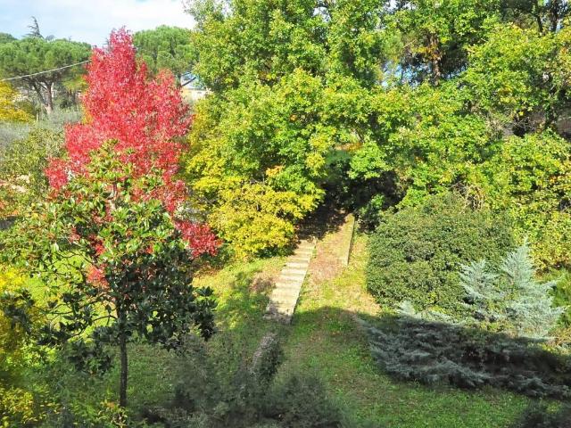 Villa Indipendente in vendita a Carmignano, Comeana