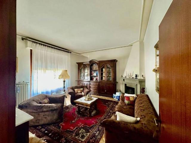Villa Indipendente in vendita a Carmignano, Toscana