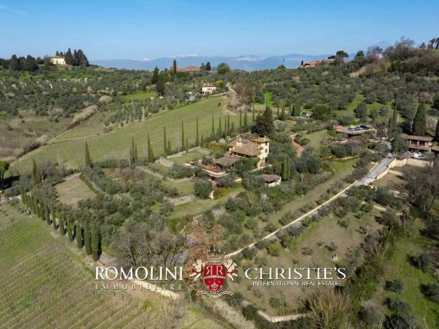 Villa Indipendente in vendita a La Serra, Carmignano