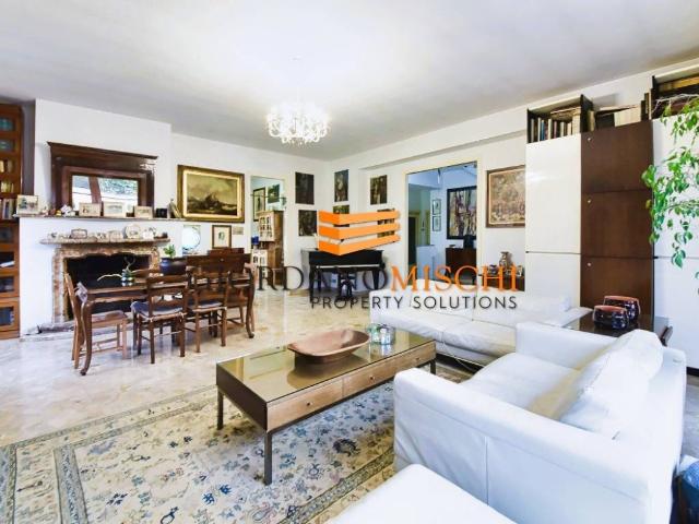 Villa Indipendente in vendita a Passirano, Carnate