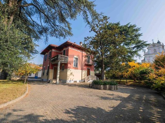 Villa Indipendente in vendita a Carobbio Degli Angeli, Lombardia