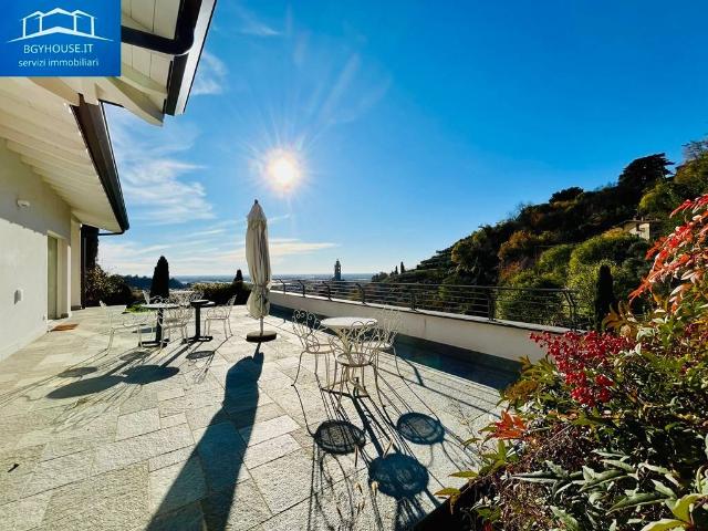 Villa Indipendente in vendita a Carobbio Degli Angeli, Lombardia