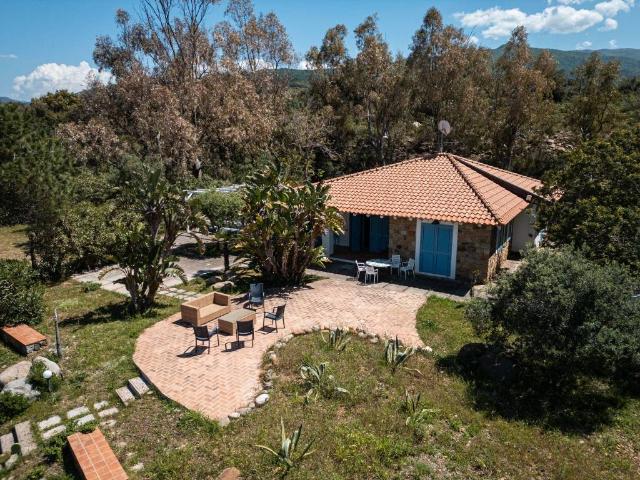 Villa Indipendente in vendita a Caronia, Sicilia