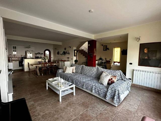 Villa Indipendente in vendita a Caronia, Sicilia