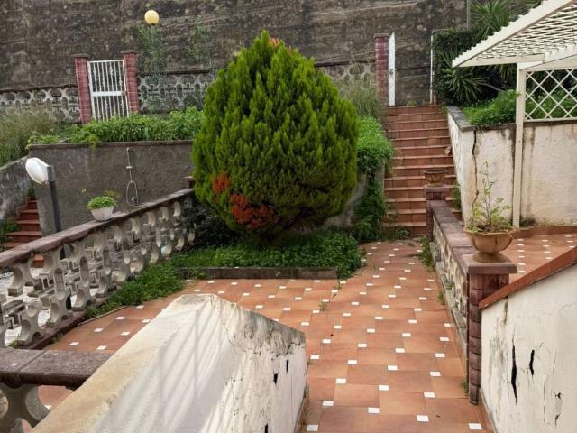 Villa Indipendente in vendita a Caronia, Sicilia
