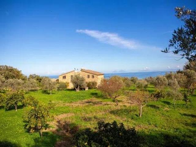 Villa Indipendente in vendita a Caronia, Sicilia