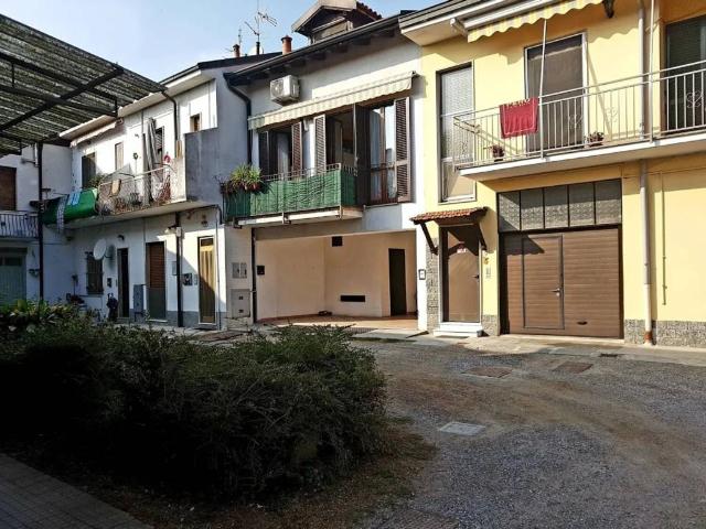 Villa Indipendente in vendita a Cassina Pertusella, Caronno Pertusella