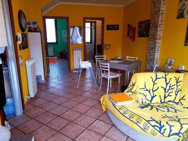 Villa Indipendente in vendita a Cassina Pertusella, Caronno Pertusella
