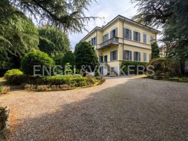 Villa Indipendente in vendita a Travaino, Caronno Varesino