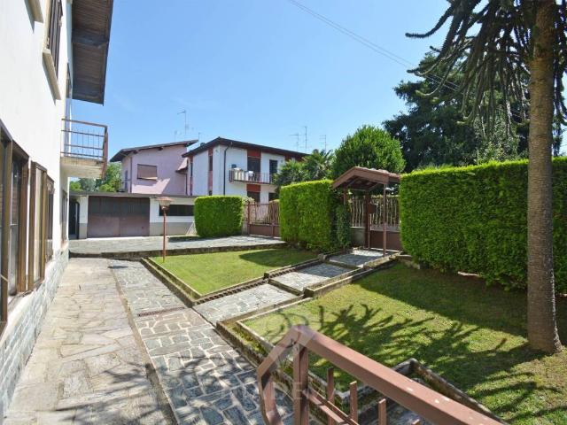 Villa Indipendente in vendita a Travaino, Caronno Varesino