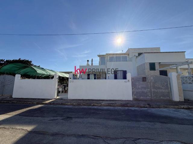Villa Indipendente in vendita a Torre Santa Sabina, Puglia