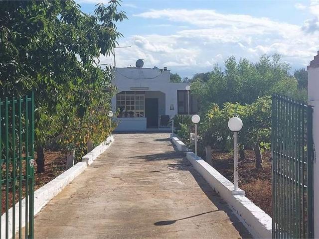 Villa Indipendente in vendita a Puglia, Brindisi