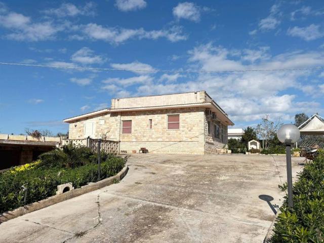 Villa Indipendente in vendita a Puglia, Brindisi