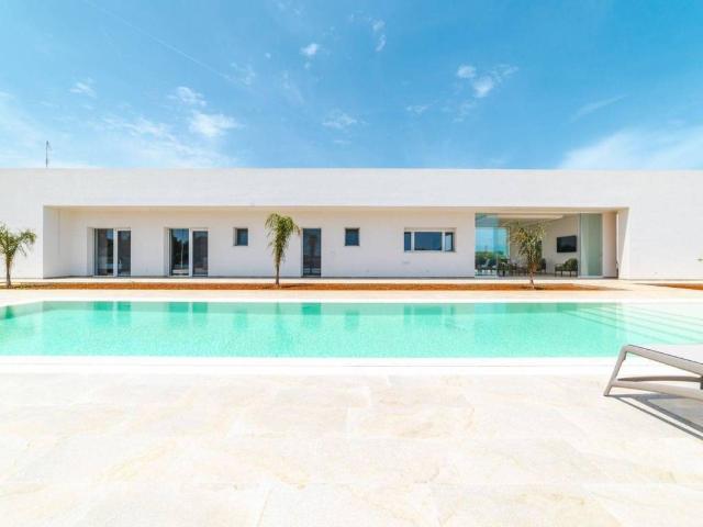 Villa Indipendente in vendita a Torre Santa Sabina, Puglia