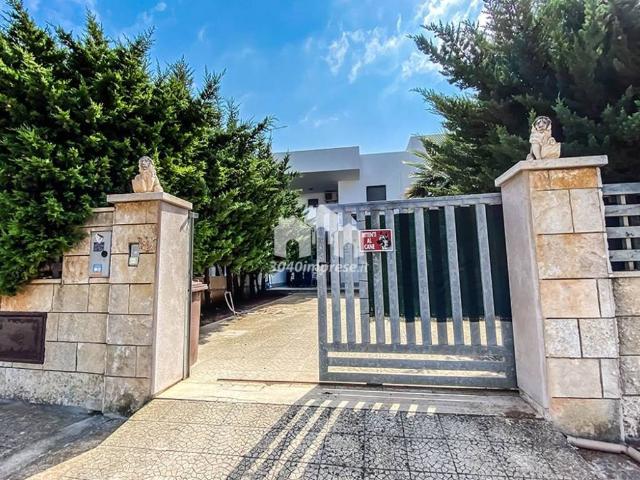 Villa Indipendente in vendita a Torre Santa Sabina, Puglia
