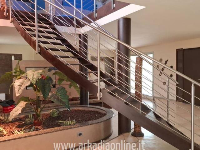 Villa Indipendente in vendita a Carpaneto Piacentino, Reggio Emilia