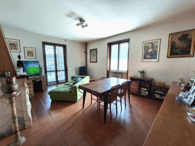 Villa Indipendente in vendita a Carpaneto Piacentino, Reggio Emilia