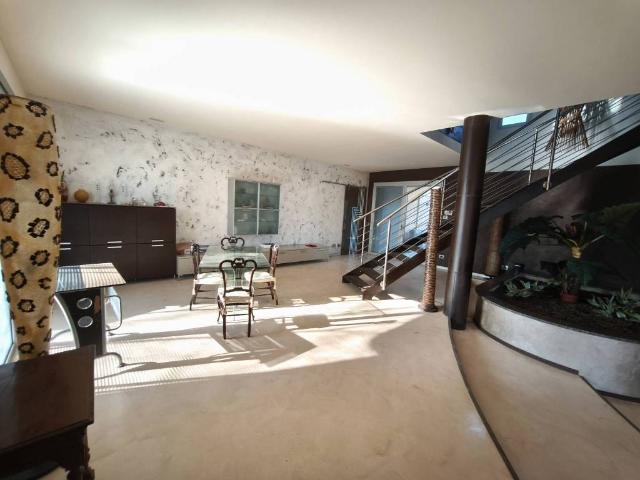 Villa Indipendente in vendita a Carpaneto Piacentino, Reggio Emilia