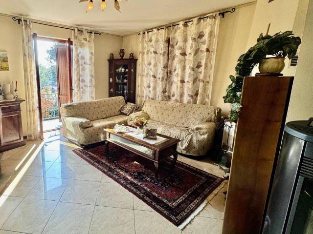 Villa Indipendente in vendita a Carpaneto Piacentino, Reggio Emilia