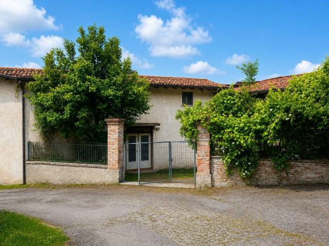 Villa Indipendente in vendita a Carpenedolo, Lombardia