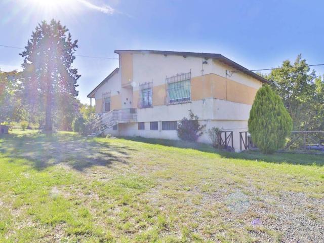 Villa Indipendente in vendita a Piemonte, Alessandria