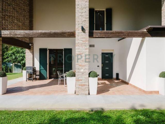 Villa Indipendente in vendita a Budrione, Carpi