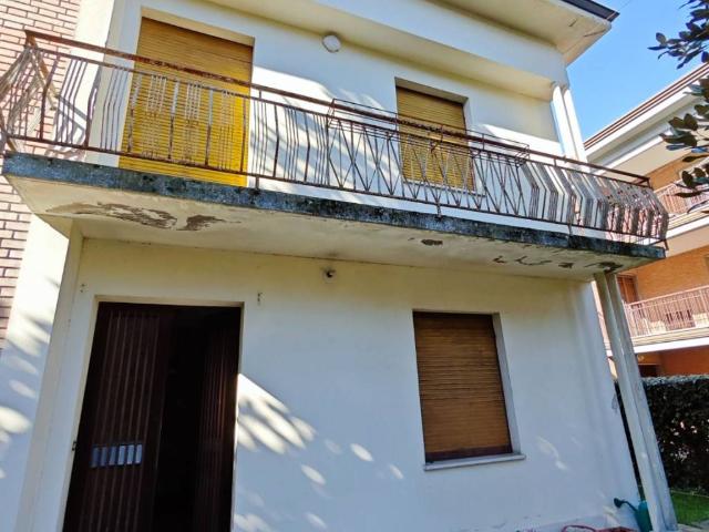 Villa Indipendente in vendita a Unione delle Terre d'Argine, Carpi