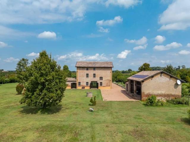 Villa Indipendente in vendita a Unione delle Terre d'Argine, Carpi